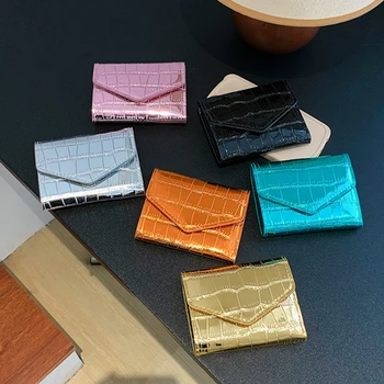 Küçük cüzdan Kadın Çanta Çoklu kart Çok Fonksiyonlu kart tutucu bozuk para cüzdanı Moda Basit Üç Kat Kısa Klip Kadın Mini Cüzdan