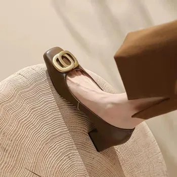 Kadın Pompaları Med Topuklu Tasarım Ayakkabı Kadın bot ayakkabı zapatillas mujer elegantes Metal Kare sivri uçlu ayakkabı Sonbahar 9853N