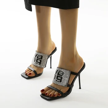 Tasarımcı Pompaları Yaz Slaytlar Kristal Yüksek Topuklu Stiletto Taklidi Kadın Sandalet Parti Düğün Dış Ayakkabı Kadın Terlik 2023